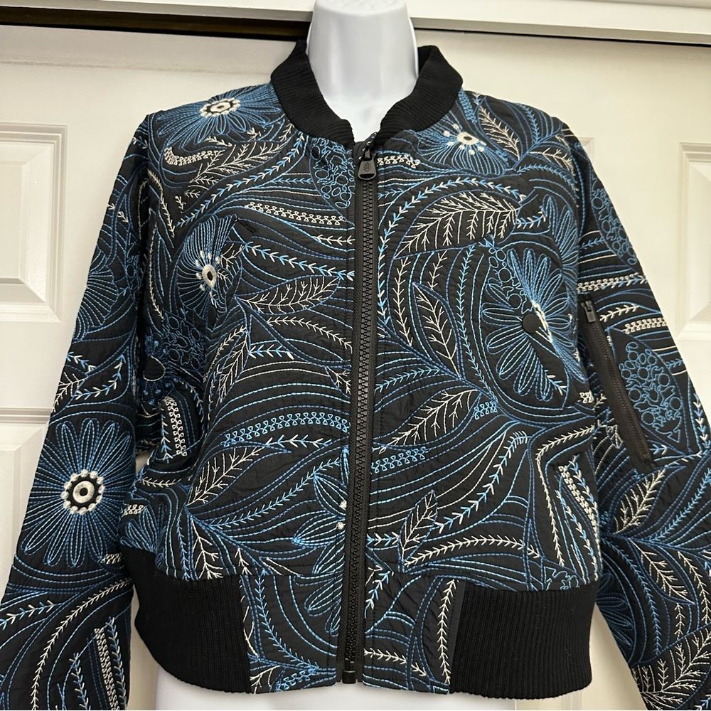 Free People Movement Garden Party Floral Embroidered Cropped Bomber Jacket XL - Picture 7 of 9
